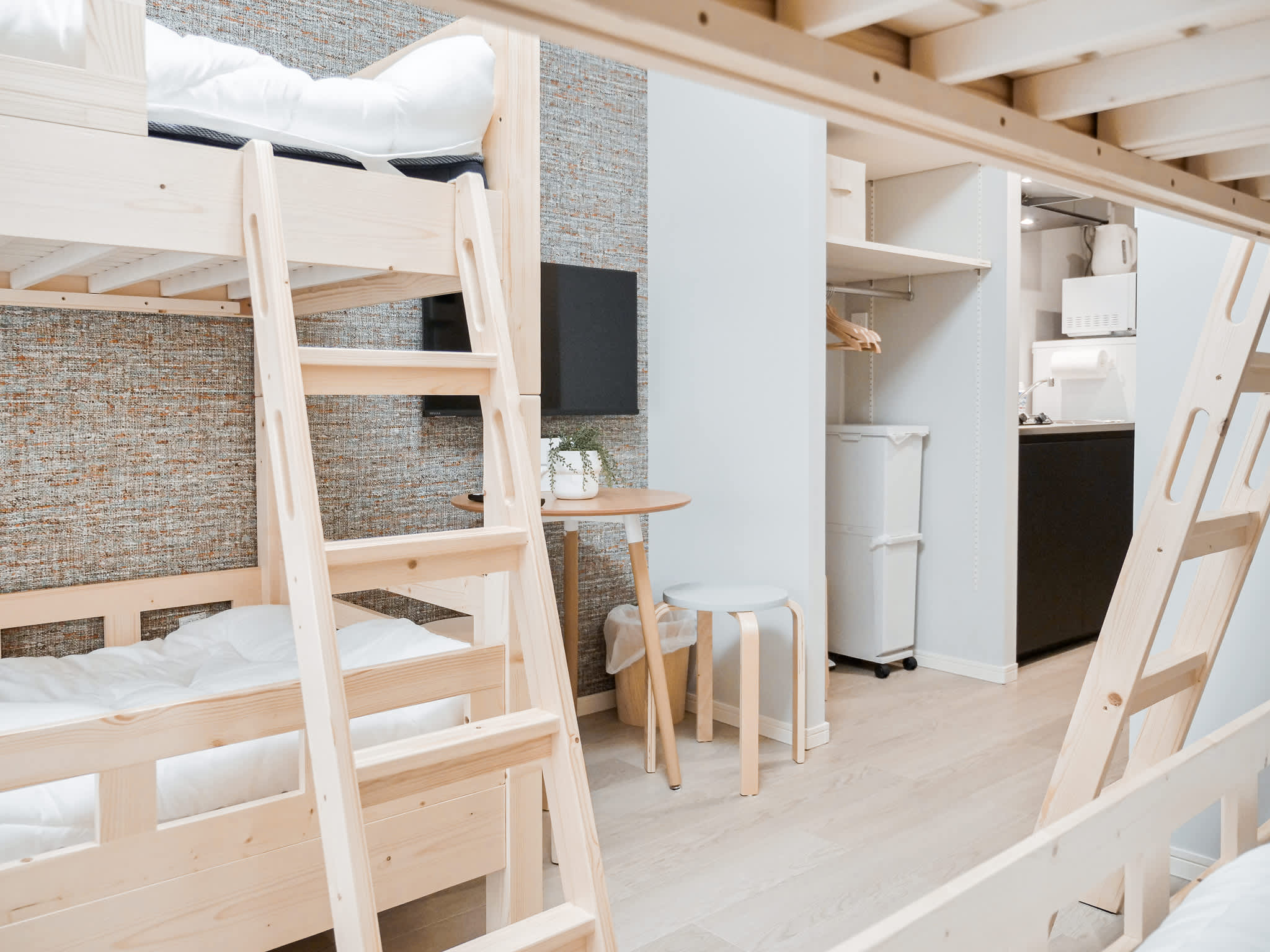Triphome Nakano 旅屋中野|能遠眺富士山的夢幻住宿 / 動漫迷寶藏聖地 / 近新宿 - 青春上下床四人房