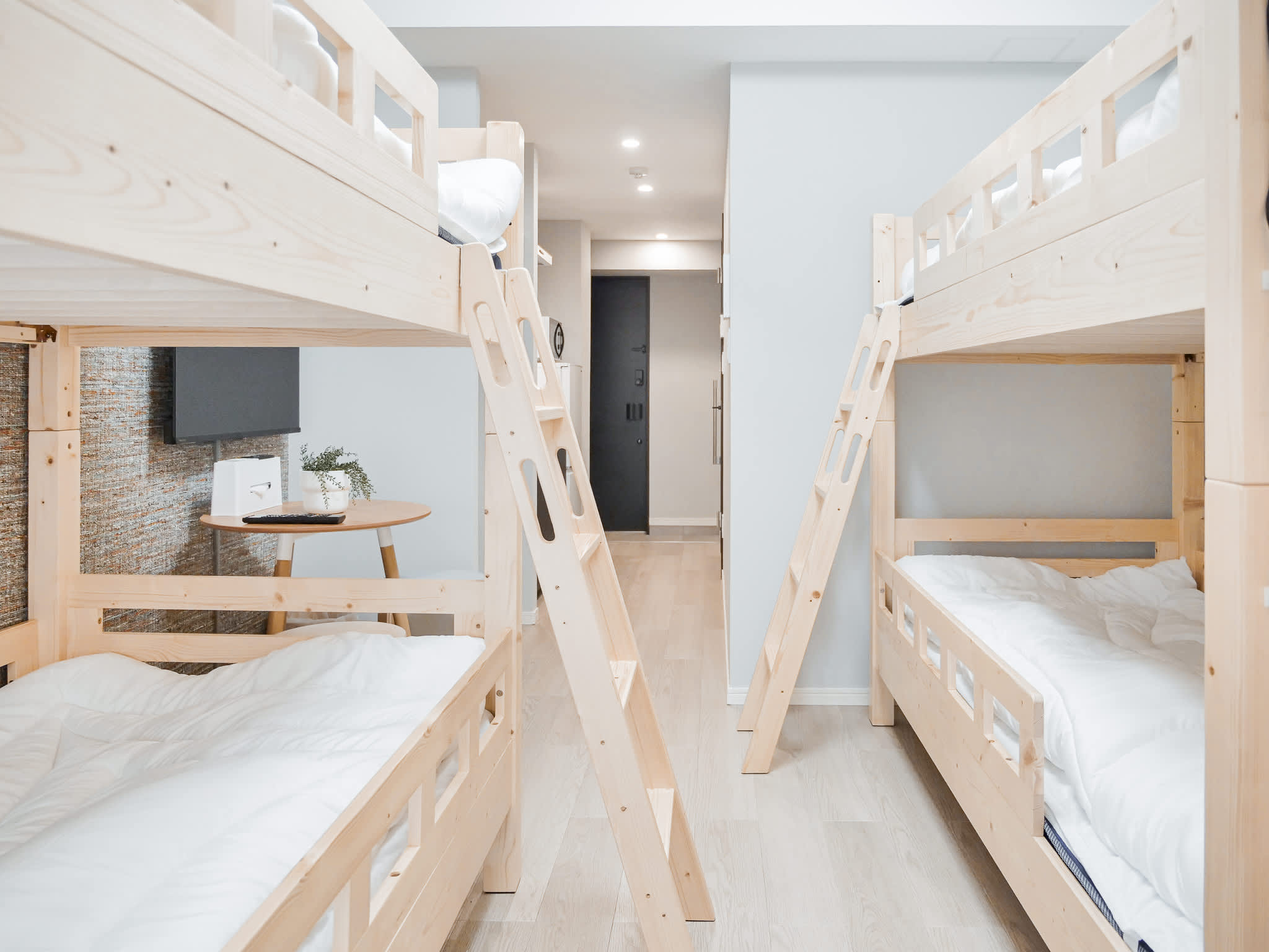 Triphome Nakano 旅屋中野|能遠眺富士山的夢幻住宿 / 動漫迷寶藏聖地 / 近新宿 - 青春上下床四人房