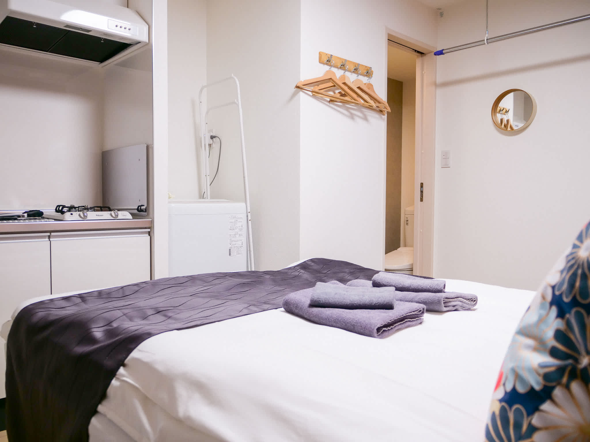 Triphome Shinokubo WUJI 旅屋新大久保 WUJI|2026 全新開幕 獨立衛浴 / 新宿 JR新大久保站走路4分鐘 - 浪漫楓情雙人房