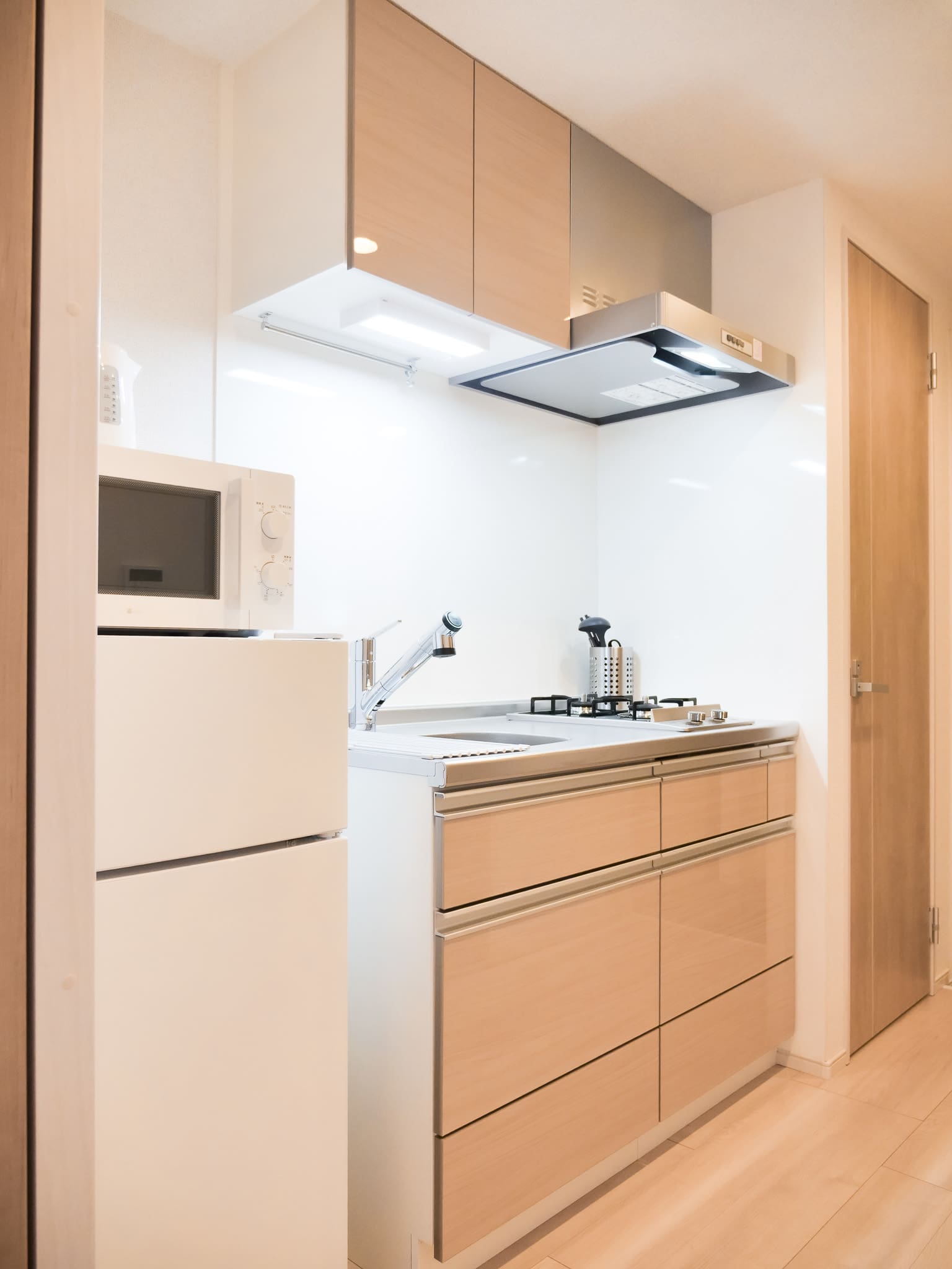 Triphome Toyko Perch 旅屋巢宿 | 全新現代電梯華廈 典雅套房 / 直達新宿、池袋、原宿、澀谷、上野 - 時尚現代雙人房